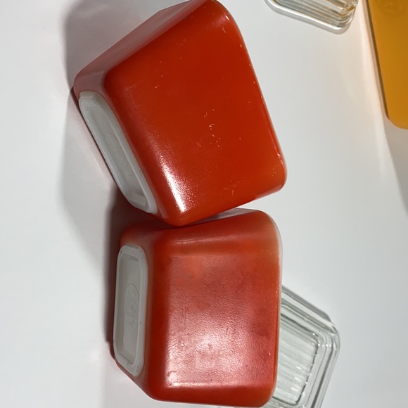 Vintage Pyrex! Refrigerator dish set of 3 - Picture 8 of 11